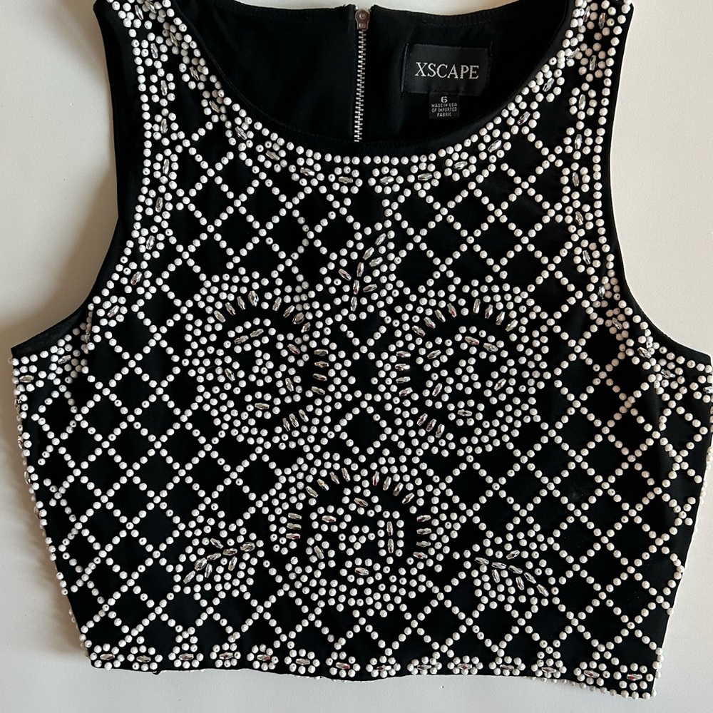 Xscape  Sleeveless size 6 Top
